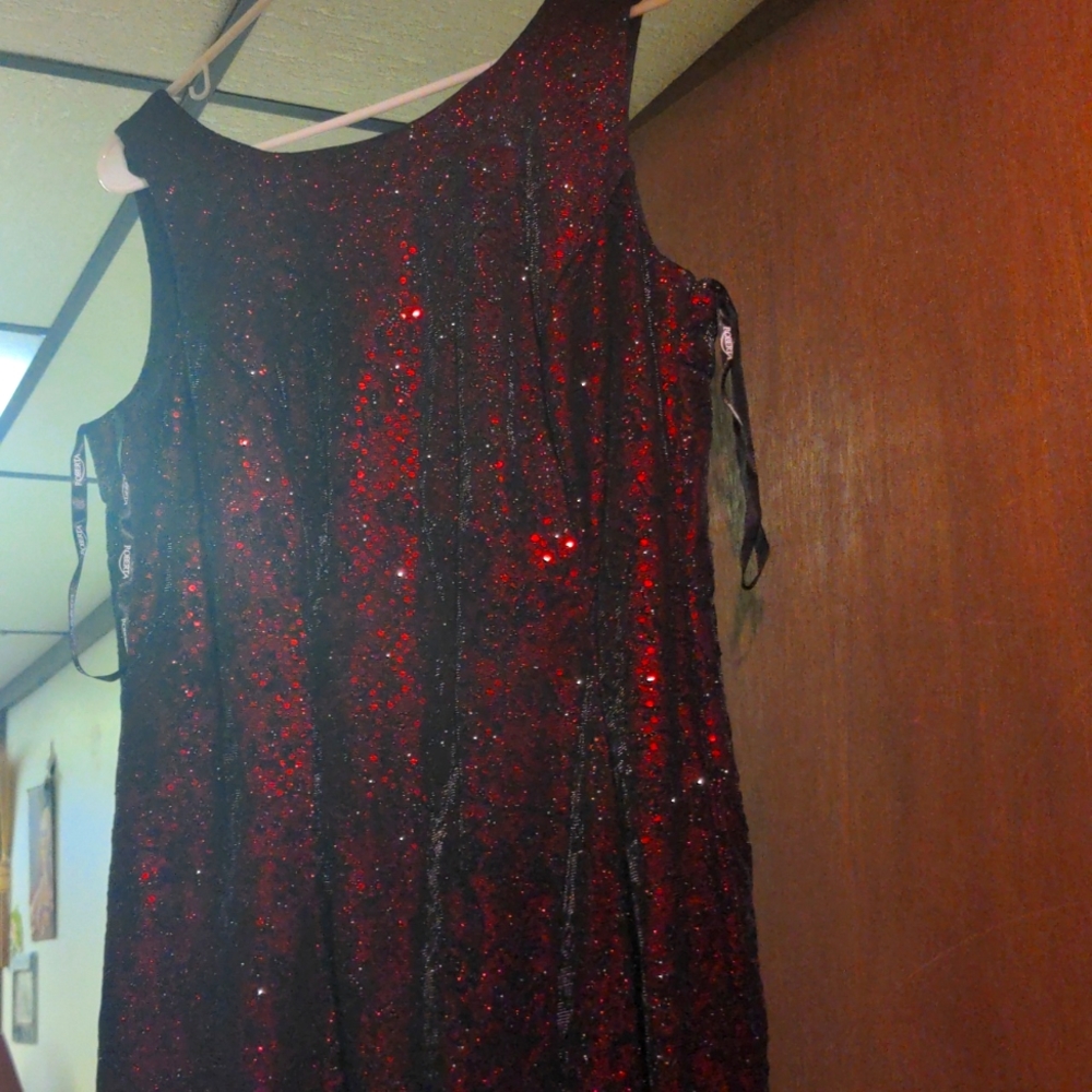 Old Hollywood Dorothy red glitter evening gown with black lace overlay